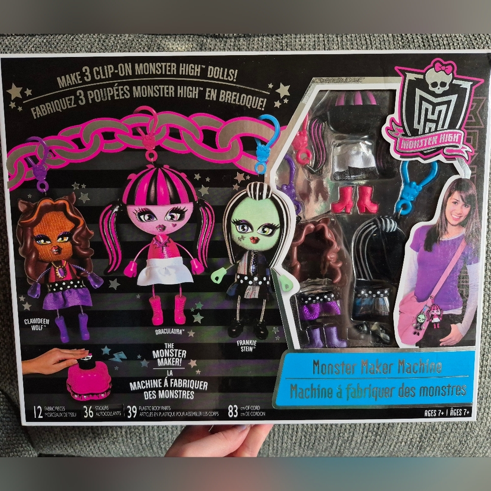 Monster High Monster Maker Machine Keychain Trinket Maker Set